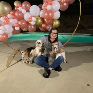 Meet your Posher, Lydia